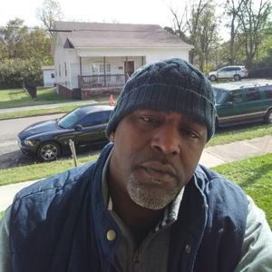 Meet your Posher, Victor